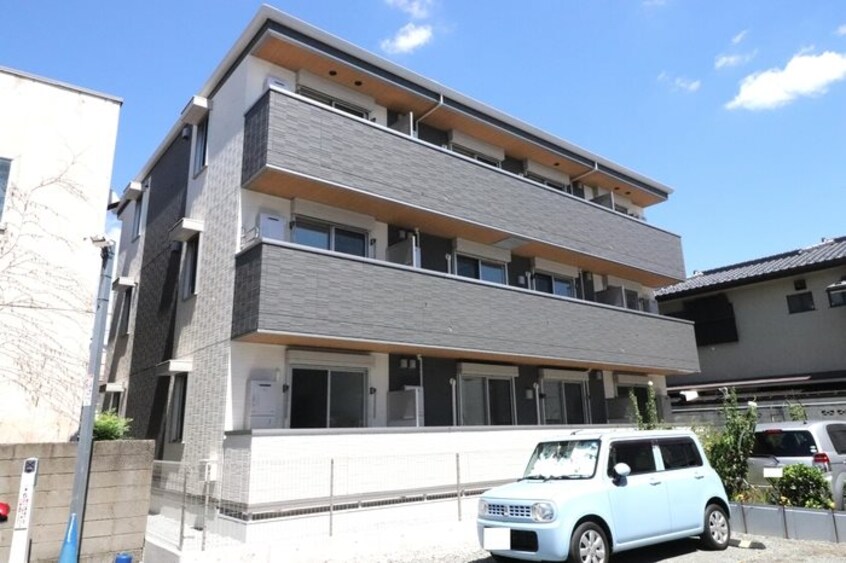  サンプラウド藤