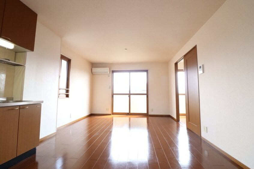  サニーハイツ田園　A