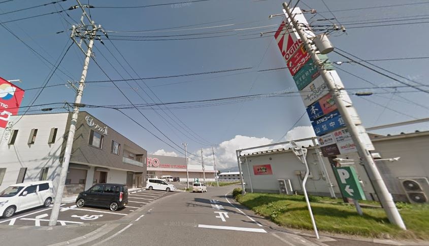 ｱｸﾛｽﾌﾟﾗｻﾞ国母(ショッピングセンター/アウトレットモール)まで2246m ヒルズ国母