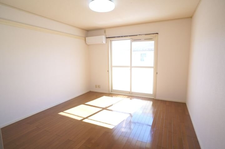 モデルルーム ヴィラネルI