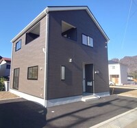 クレイドルガーデン甲府市西田町第一 4号棟
