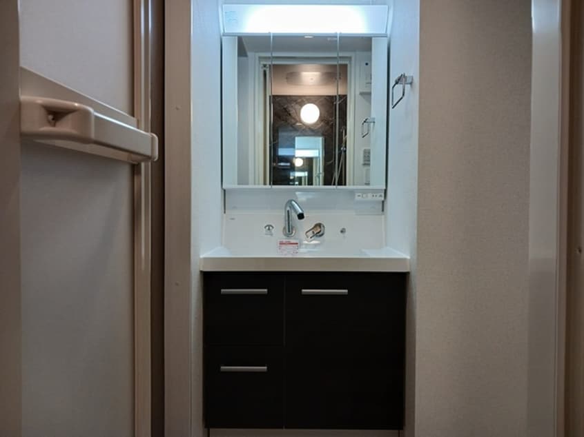  ヒカルサ甲府国母　イースト