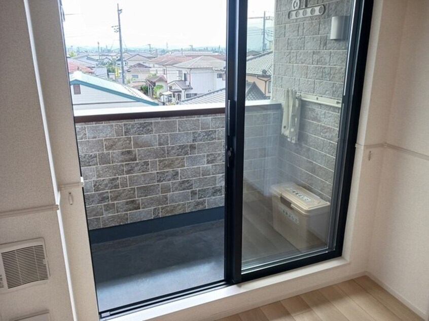  ヒカルサ甲府国母　イースト