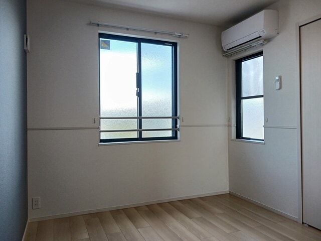  ヒカルサ甲府国母　イースト