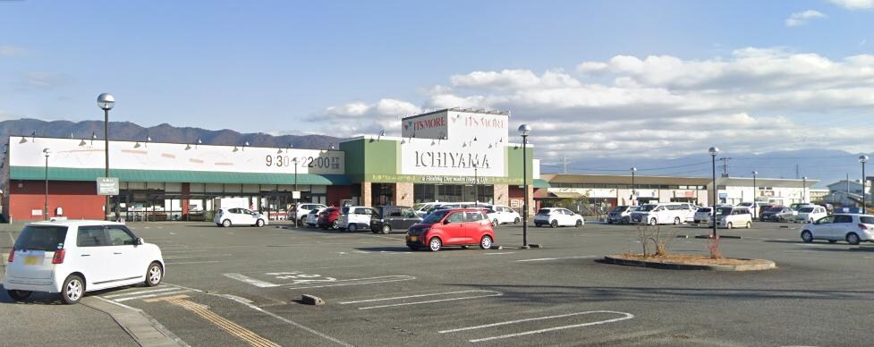 ｲｯﾂﾓｱ増坪店(スーパー)まで975m カーサ・モデルノＥ