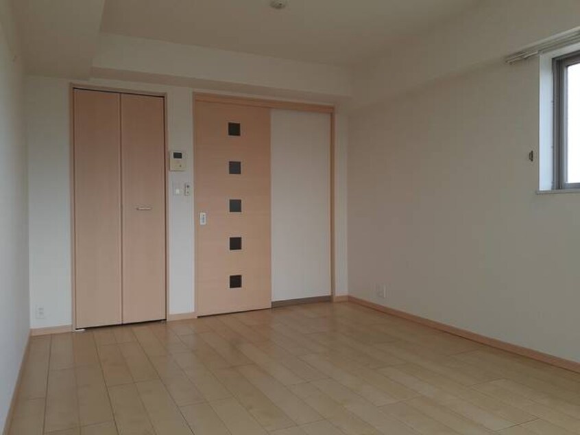  ウエスト　ワン