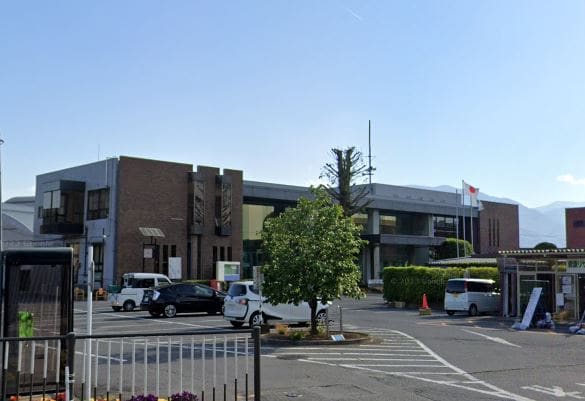 甲斐市役所双葉庁舎(役所)まで328m かわせみの里