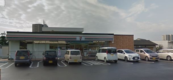 ｾﾌﾞﾝｲﾚﾌﾞﾝ 甲府池田1丁目店(コンビニ)まで532m グランドキャッスルGOMI B