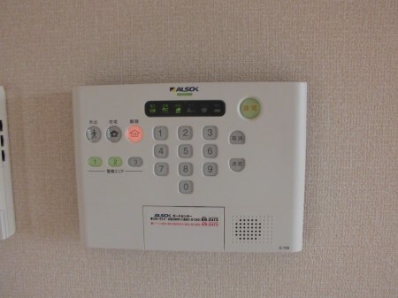  アパートメントコンブリオ