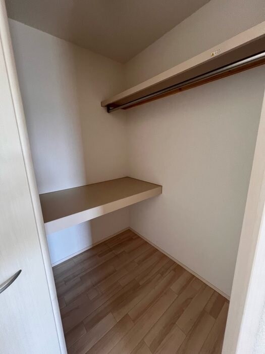  プロヴァンス　リュミエール　E