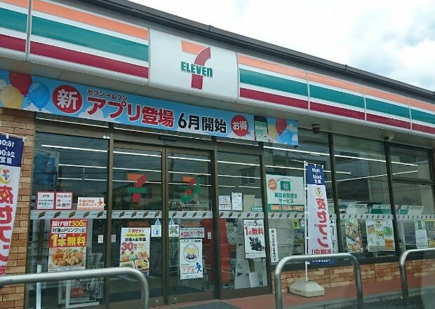 ｾﾌﾞﾝｲﾚﾌﾞﾝ 南ｱﾙﾌﾟｽ小笠原店(コンビニ)まで393m プロイセン 弐番館