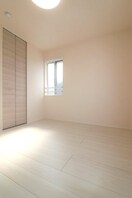  D-ROOM　GRACIA　B棟