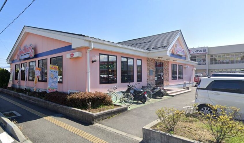 ｼﾞｮﾅｻﾝ 甲府湯村店(その他飲食（ファミレスなど）)まで403m レオネクスト湯村