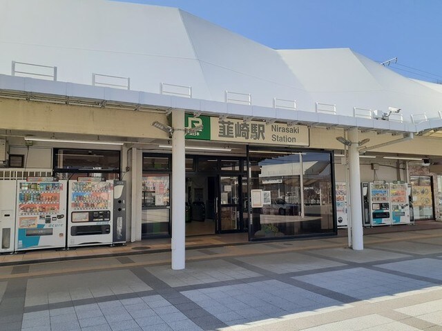 中央線韮崎駅まで2200m ベルオーブ　Ａ