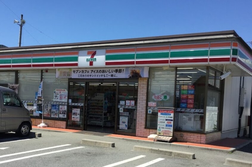 セブンイレブン 甲斐西八幡店(コンビニ)まで394m レオパレスピレーネ