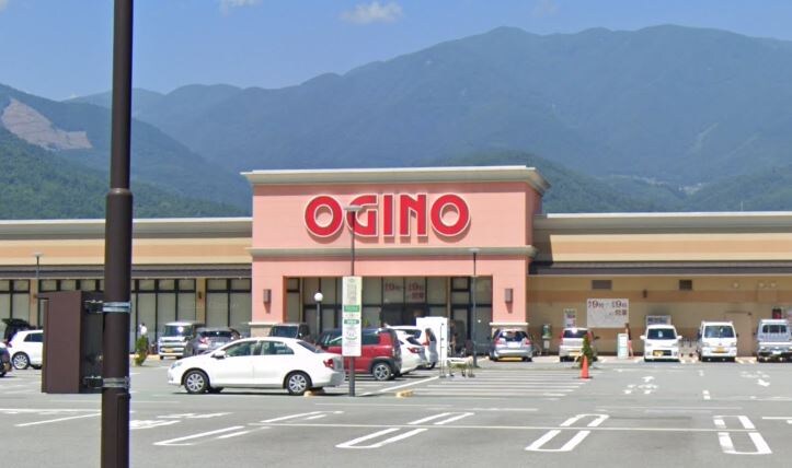 ｵｷﾞﾉ ﾌｫﾚｽﾄﾓｰﾙ富士川店(スーパー)まで1669m ランピド・フォンテーヌＡ