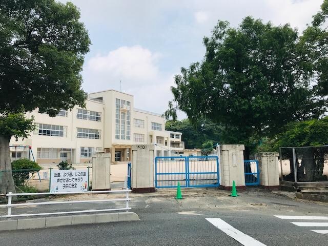 下関市立文関小学校(小学校)まで448m ガーデンシティ貴船