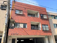 ナリオビル