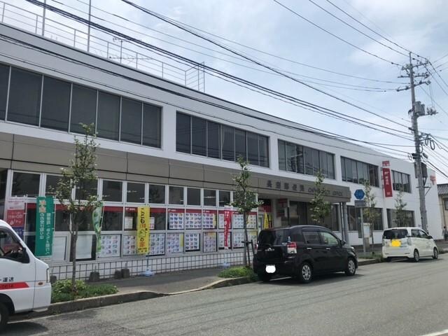 下関中土居郵便局(郵便局)まで430m ファミーユ栄光