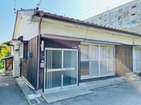 伊崎町貸家