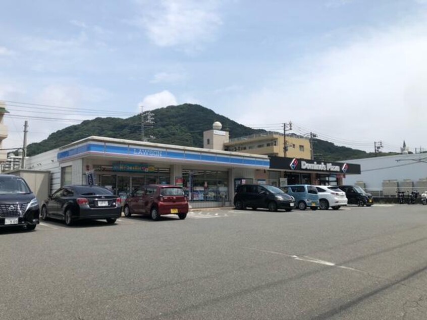 ローソン下関宝町店(コンビニ)まで562m 林グリーンハイツ