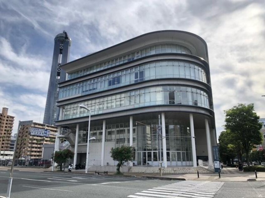 下関市立中央図書館(図書館)まで230m ＧＬＦビル