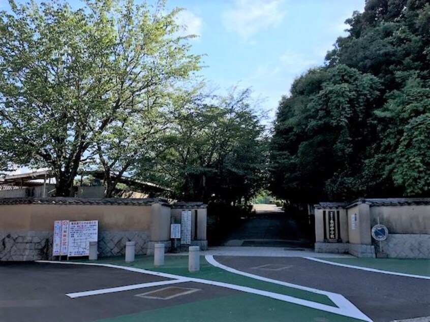 下関市立長府中学校(中学校/中等教育学校)まで916m コンフォートベレオ侍町
