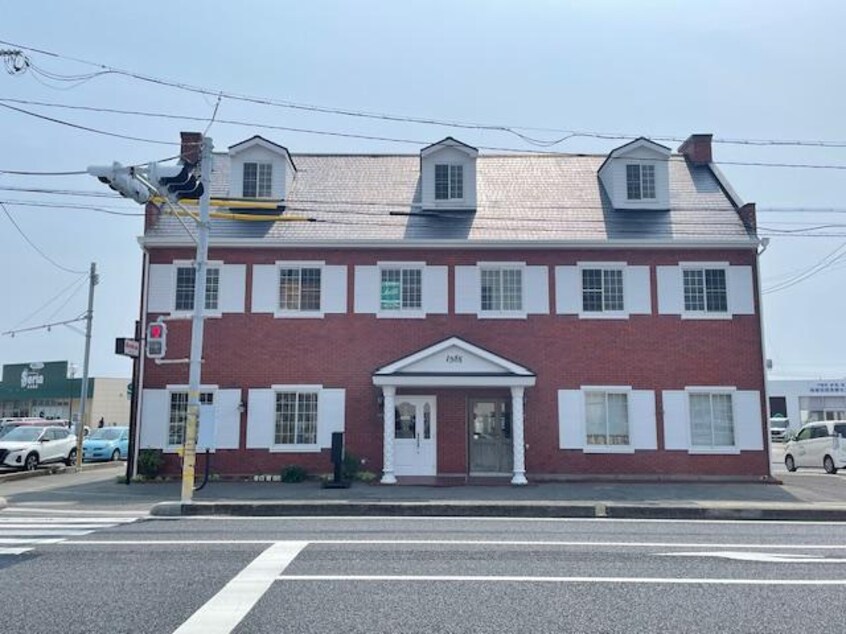  富任町店舗
