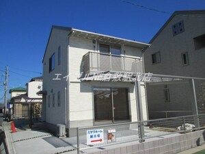 シャルマン沖