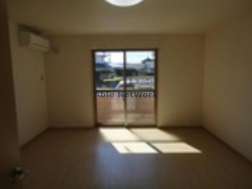  グローリーアース