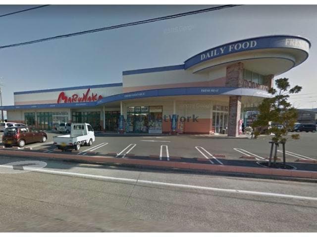 マルナカ伊予店(スーパー)まで645m パシフィックヒルズはなみずき