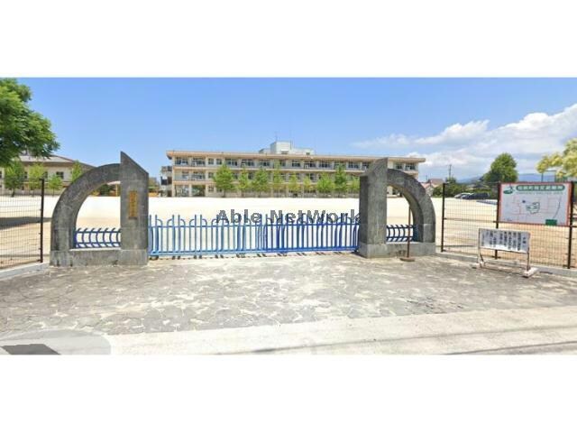 松前町立北伊予小学校(小学校)まで2292m オレンジハイツSS