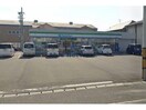 ファミリーマート伊予下吾川店(コンビニ)まで391m プレッソ新川