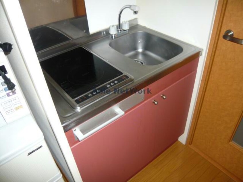  レオパレス松前役場前