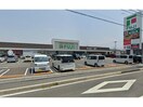 マルヨシセンター伊予店(スーパー)まで298m 武市アパート