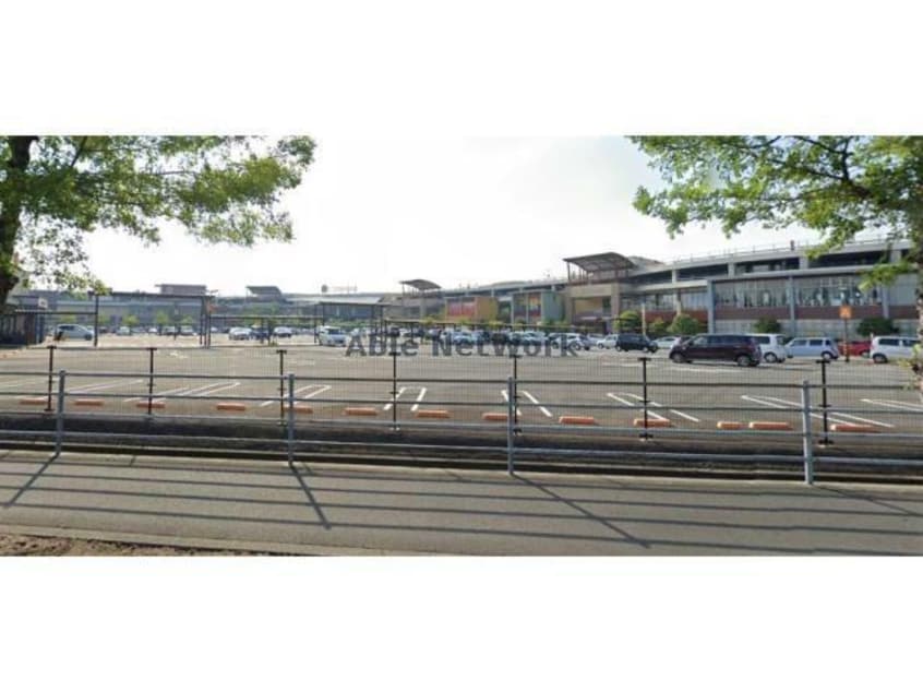 エミフルMASAKI(ショッピングセンター/アウトレットモール)まで2448m ポプラ