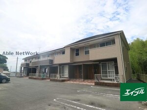 イーストムーン