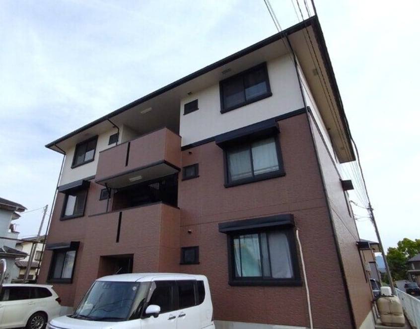  ソレイユヴィラージュA