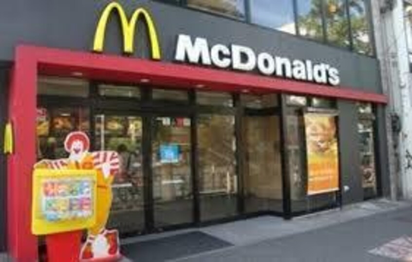 ﾏｸﾄﾞﾅﾙﾄﾞ 山梨万力店(その他飲食（ファミレスなど）)まで2017m エムズ・ハイツ