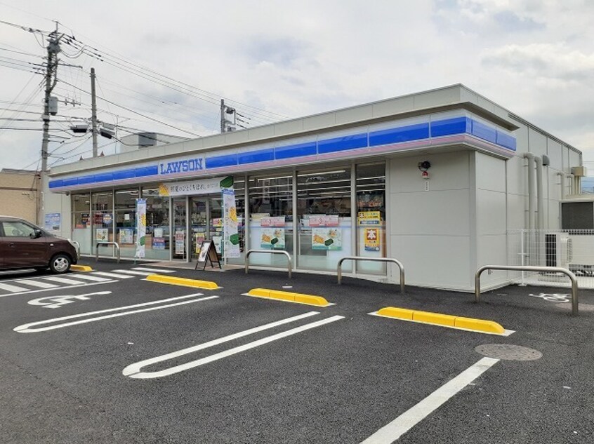 ローソン甲府和戸藤塚店まで700m ベルソレイユ・ＵＢ