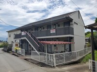 ハイツローリエ
