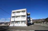 ファミーユよもぎB棟