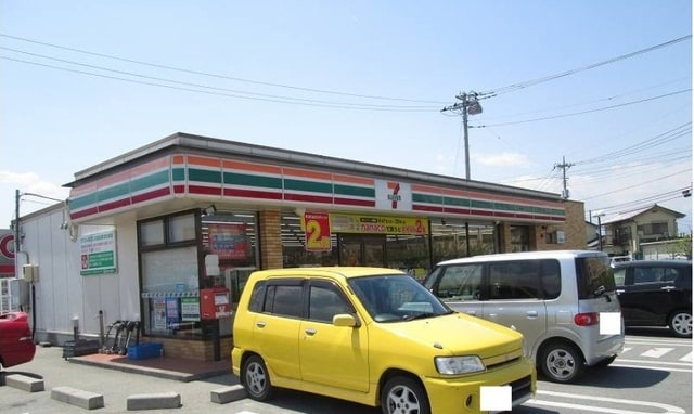 セブンイレブン石和町広瀬店まで800m 第一常磐荘