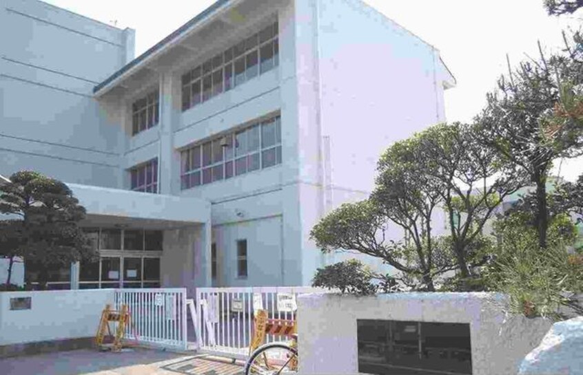 石和北小学校まで600m グランデ・ソレイユI