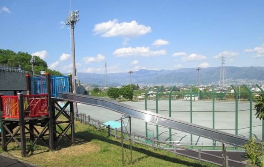 春日居スポーツ広場まで220m ベルディ春日居Ａ