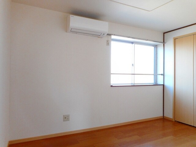  ヴィラージュ英