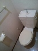 コンパクトで使いやすいトイレです セレッソヒルズ