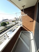 開放的で明るい空間を演出してくれるバルコニーです サン住吉双葉Ⅰ
