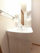 明るい洗面所です エルディム小栗