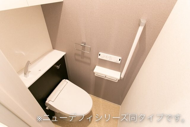 ゆったりとした空間のトイレです ココル